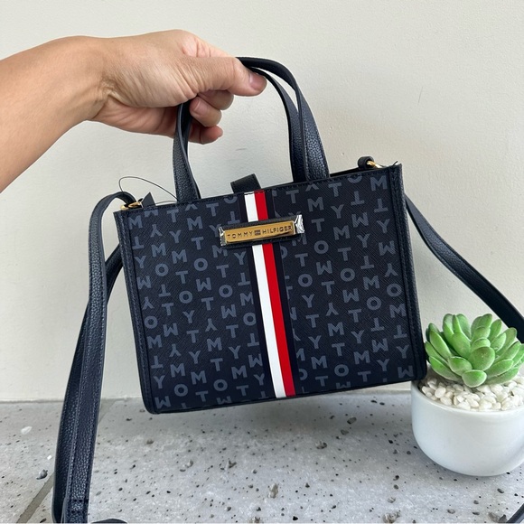 NWT Tommy Hilfiger Mini Navy Logo Tote Bag - Picture 5 of 9
